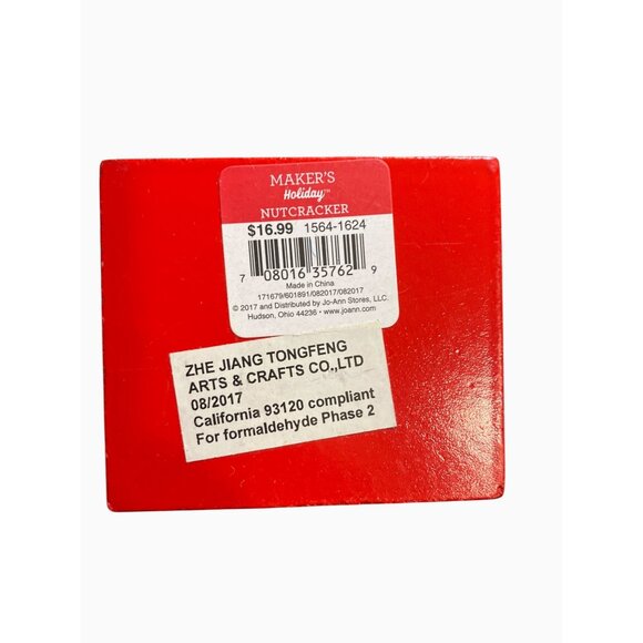 Lumberjack Nutcracker Wood Figurine Plaid Shirt 9 Inches Tall - Picture 9 of 9